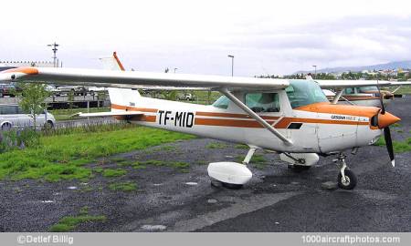 Cessna 152 II