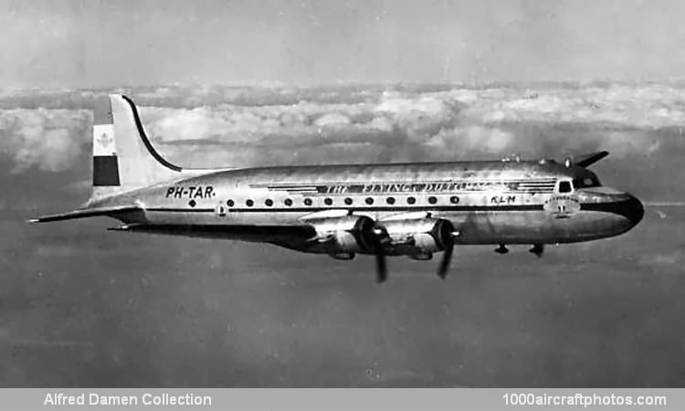 Douglas DC-4-1009