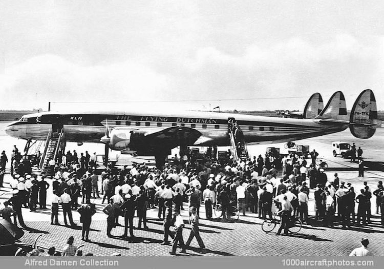 Lockheed 1049C Super Constellation 