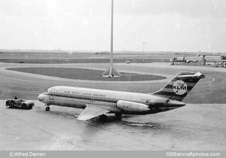Douglas DC-9-15