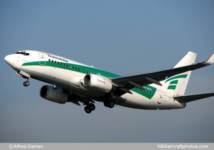 Boeing 737-7K2