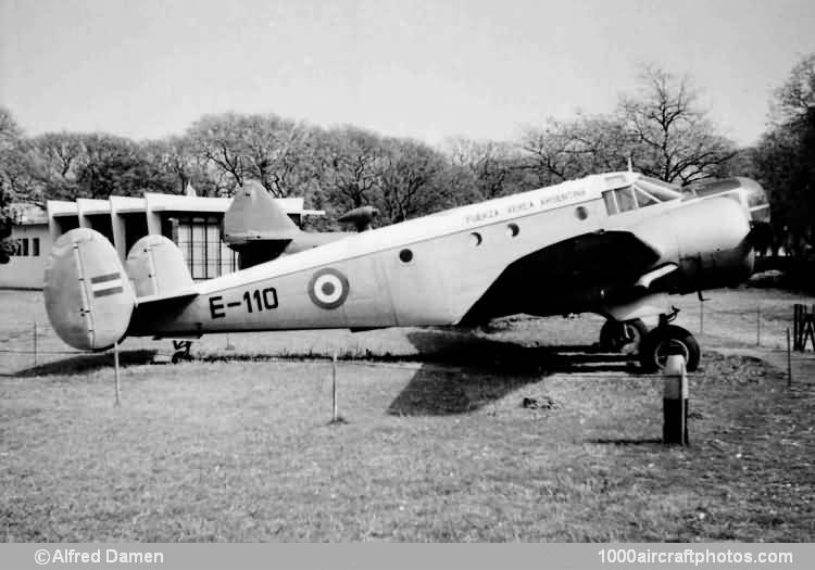 Beech 18 AT-11 Kansan