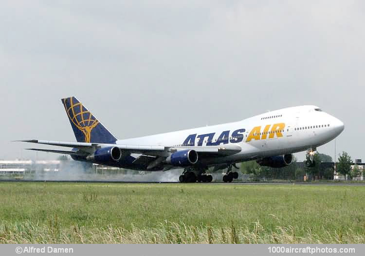 Boeing 747-243B(SF)