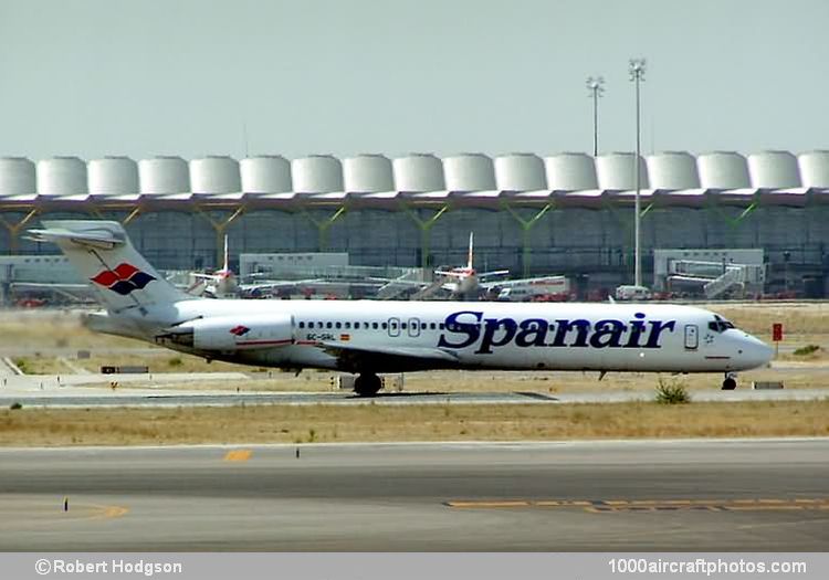 McDonnell Douglas MD-87