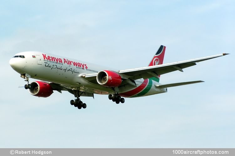 Boeing 777-2U8ER