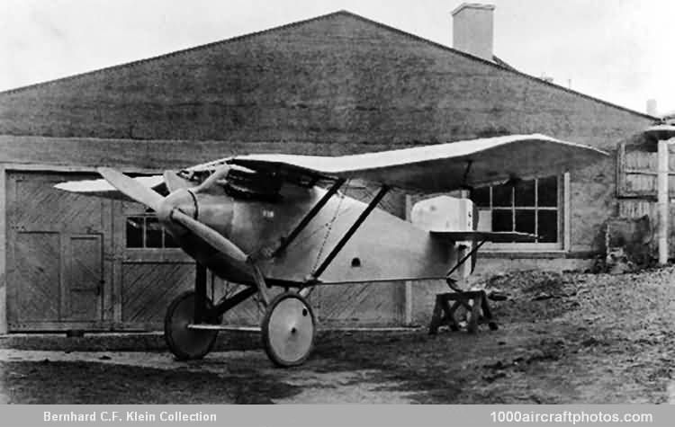 Thomas-Morse MB-7 R-5