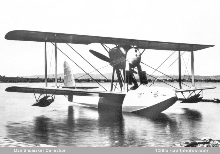 Macchi M.26