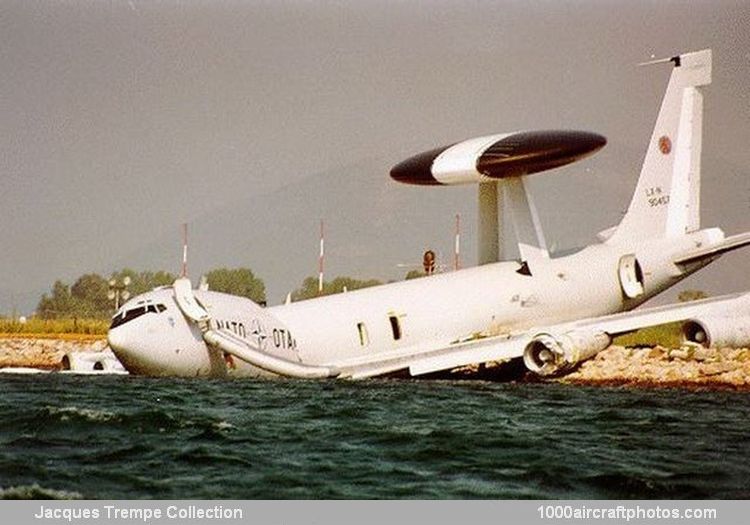 Boeing 707-320B E-3A Sentry