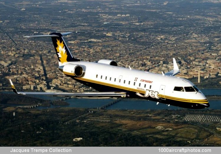 Canadair CL-600-2B19 Regional Jet CRJ-100